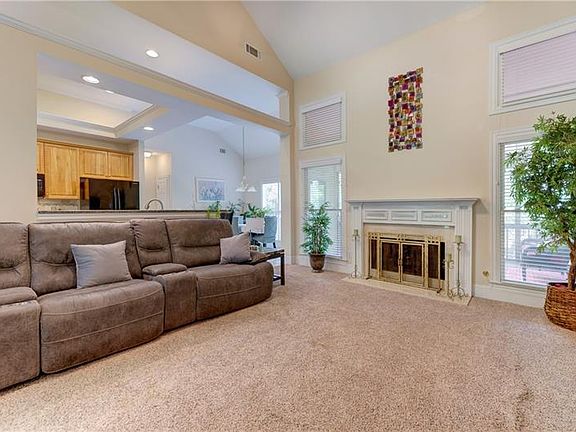 2nd image of 3961 Blustery Way NE