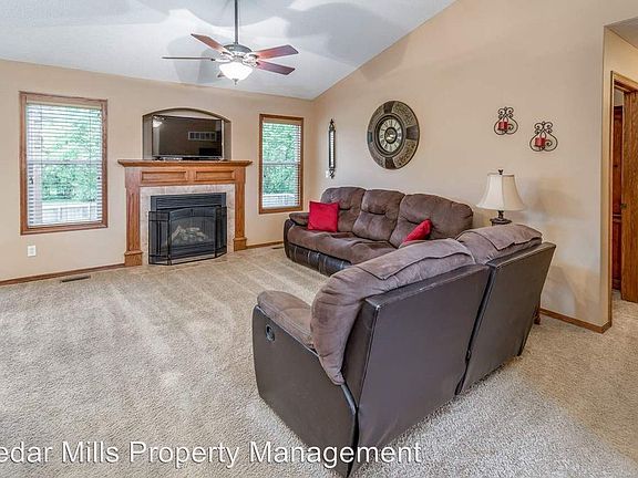 5th image of 521 E Minneha Ave