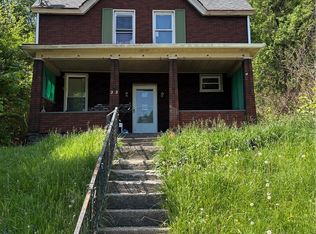 22 Sprague St, Wilmerding, PA 15148