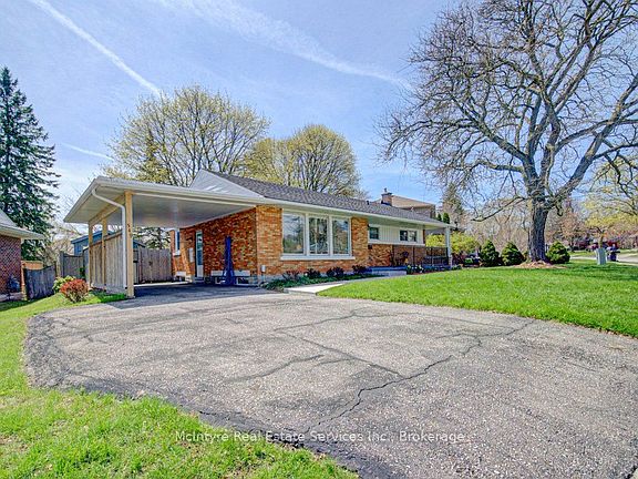 2nd image of 549 Dunbar Rd