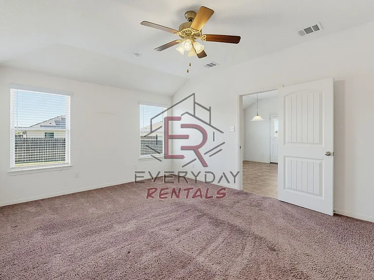 6705 Black Springs Dr — Photo 8
