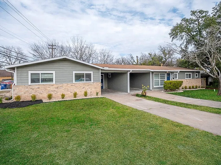 6001 Cameron Rd #A — Photo 2