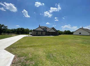 190 Chester Rd, Springtown, TX 76082