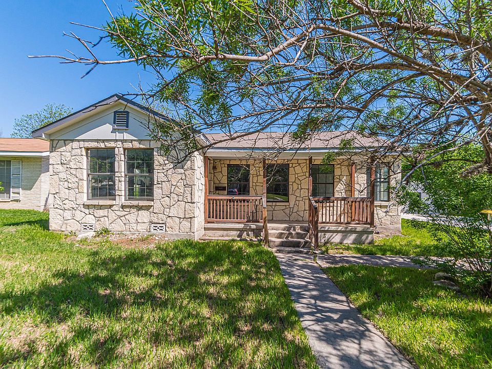 1st image of 315 Thomas Jefferson Dr #1