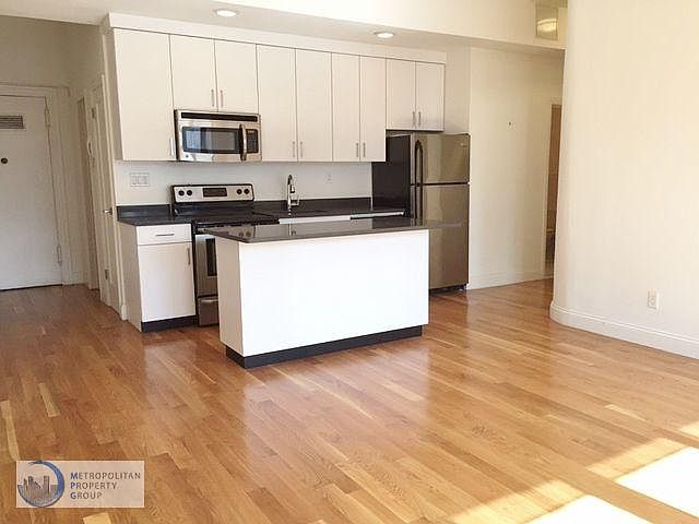 2nd image of 160 W 73rd St APT 1I