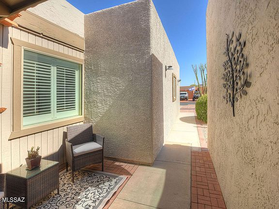 4th image of 347 N Calle Del Chancero