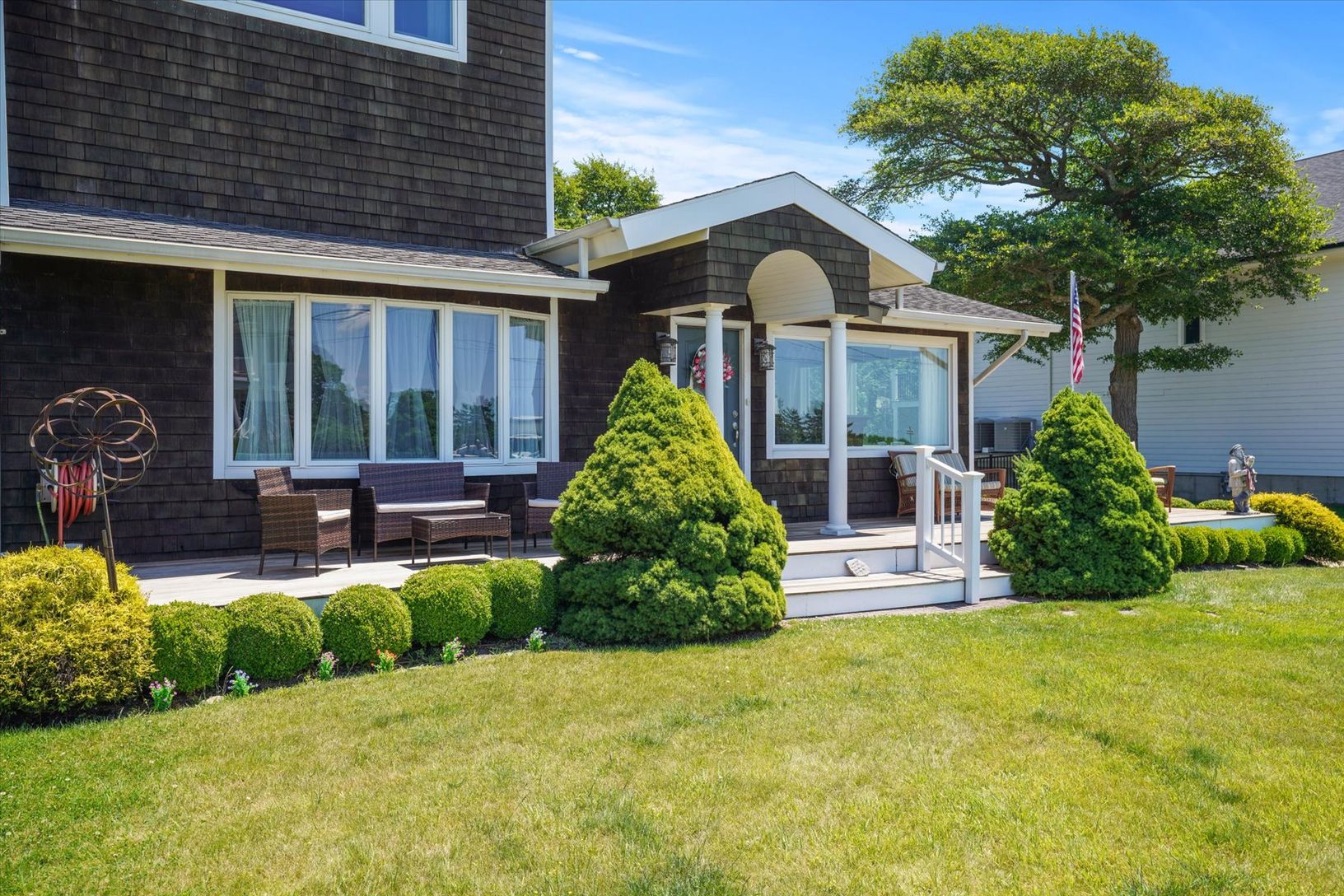  Waterside front deck