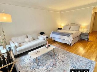 220 E 52nd St APT 5F, New York, NY 10022