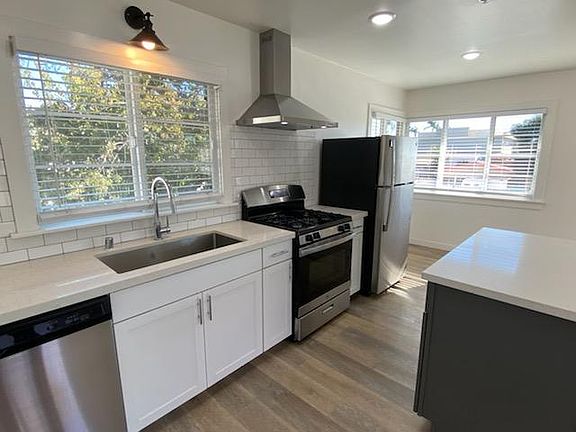 4th image of 16 W Mission St #21