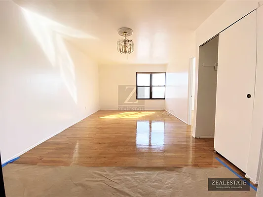 Rented by ZealEstate Group Inc | media 15