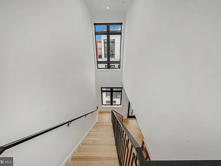 1462 Chapin St NW #8 — Photo 20
