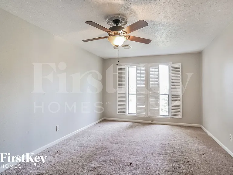 21419 Park Willow Dr — Photo 8