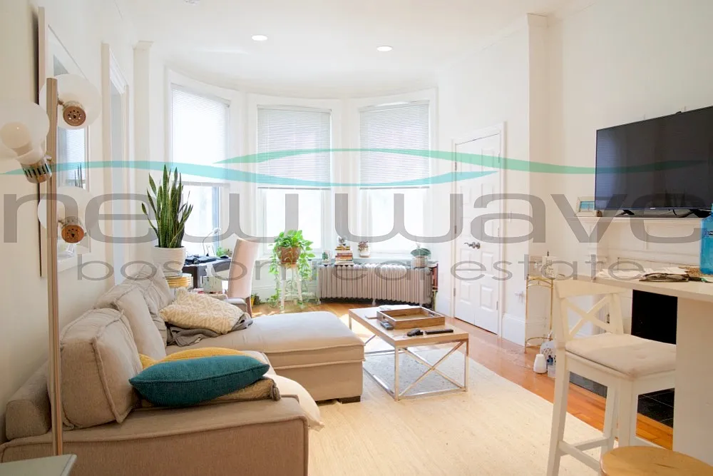 1 bed, 550 sqft, $3,200 — Photo 1