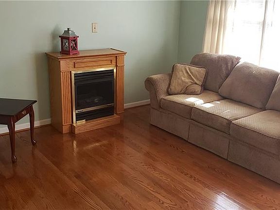 5th image of 518 John St
