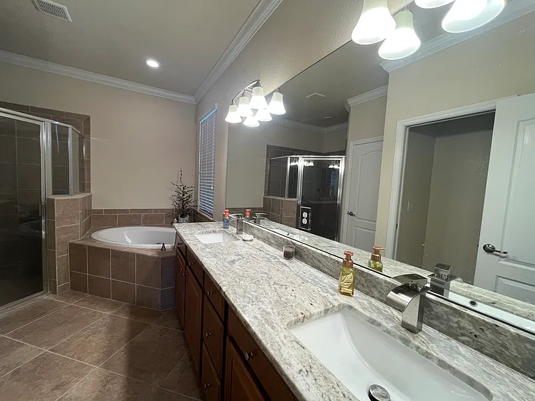 Primary full bath
