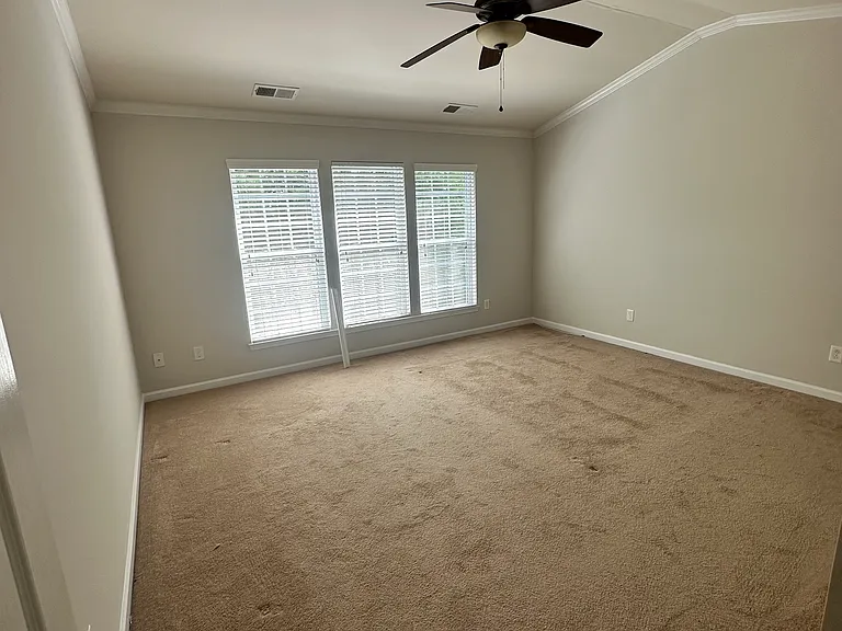 15551 Canmore Ln — Photo 10