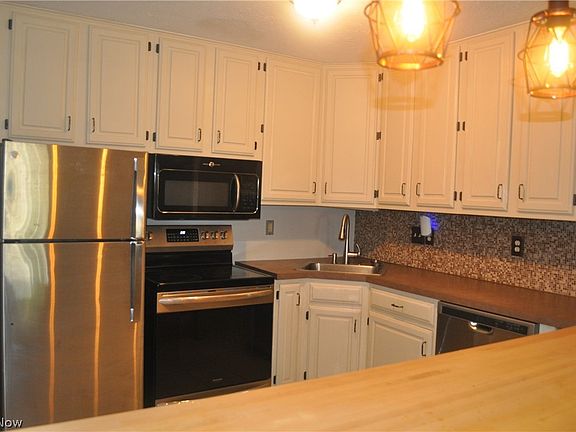 5th image of 1193 Pinecrest Pl
