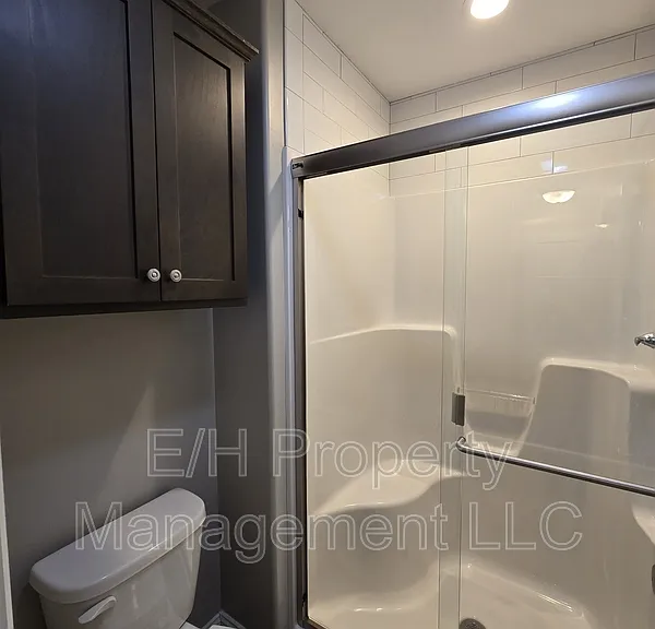 5937 N Millsboro St — Photo 19
