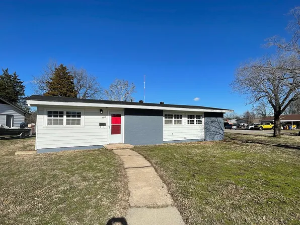 3719 Roosevelt Rd, Fort Smith, AR 72904