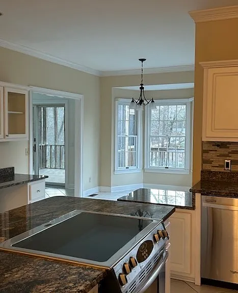 2607 Foxmore Cir — Photo 8