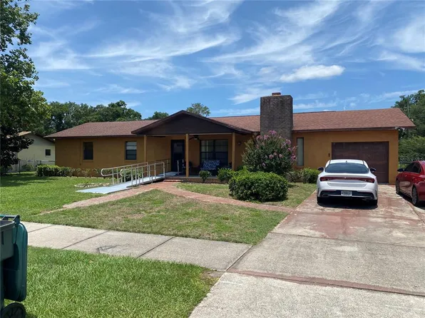 2105 SW 5th St, Ocala, FL 34471