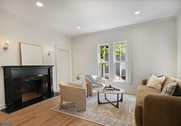 58 Ridgeway Ave — Photo 3