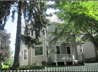 349 Cook Ave E #1, Saint Paul, MN 55130