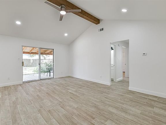 5th image of 408 Christina Ln