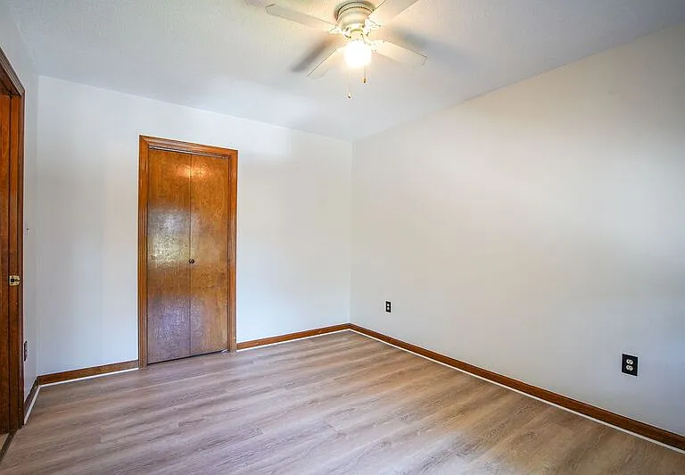 43 Oak St #43 — Photo 13