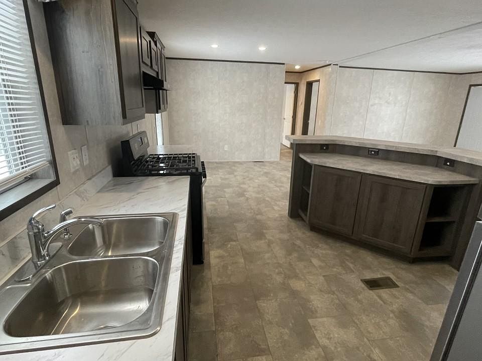 1st image of 30165 Montmorency Dr