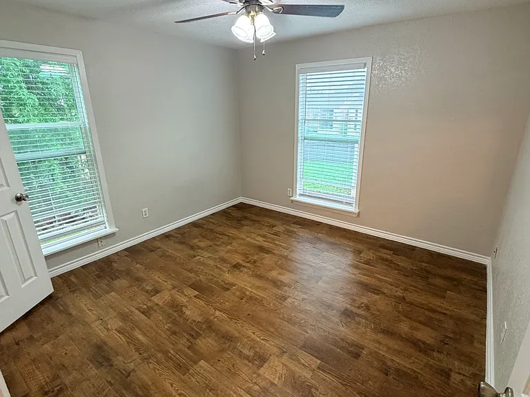 208 Uhland Rd #3 — Photo 7