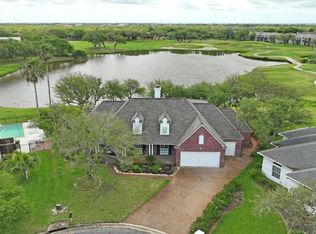 514 Lakewood St, Rockport, TX 78382