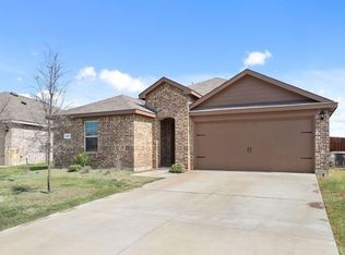 1627 Croghan Rd, Forney, TX 75126