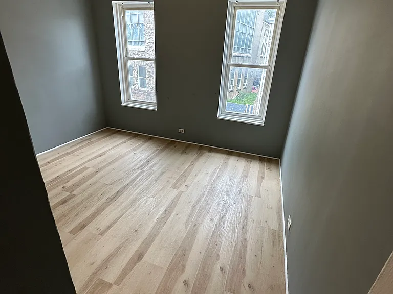 Miller St — Photo 19