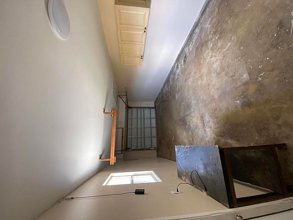 5th image of 649 SW Heather Street