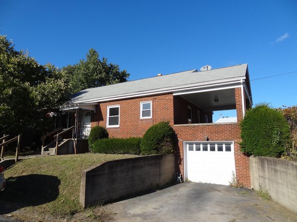 836 Fairmont Rd