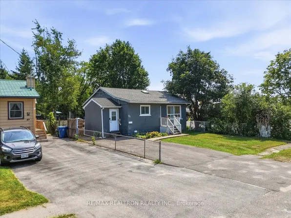 25 Simcoe St, Orillia, ON L3V 1G5