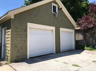 710 N May St, Aurora, IL 60506