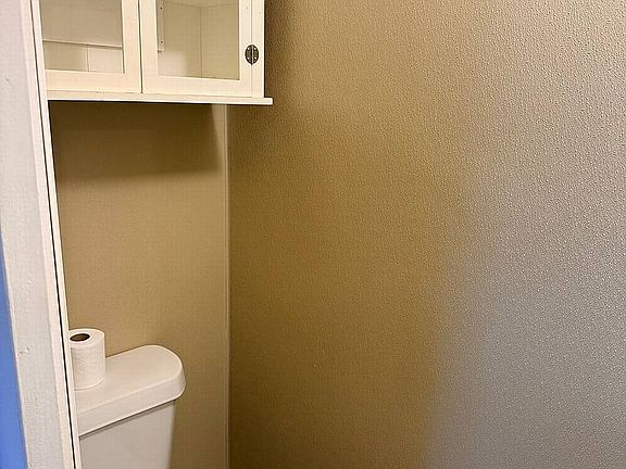 4th image of 7153 Linmar Cir