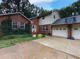 4921 Dempsey Dr, Cross Lanes, WV