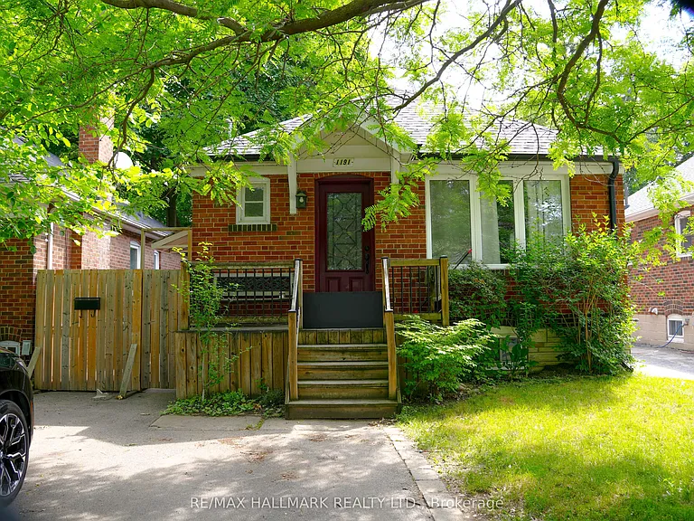1191 Islington Ave #BASEMENT — Photo 1