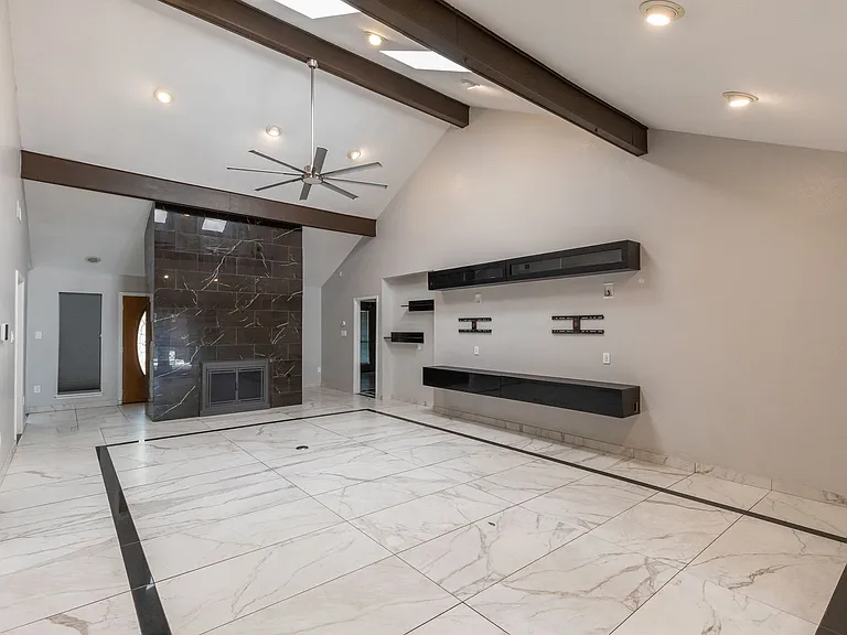 46 Augusta Dr — Photo 13