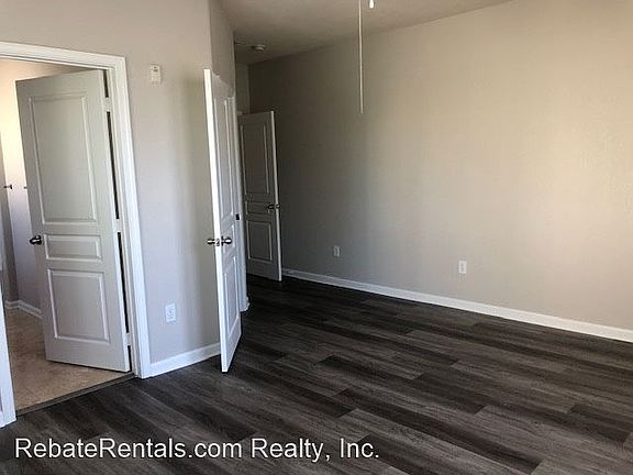 5th image of 8290 Gate Pkwy W Unit 813