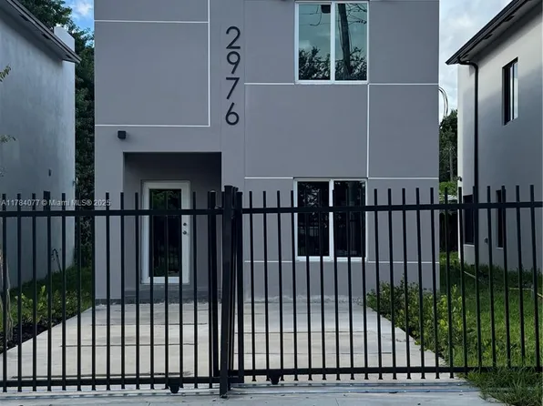2976 NW 45th St, Miami, FL 33142