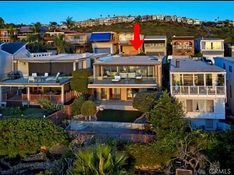 835 La Mirada St — Photo 3