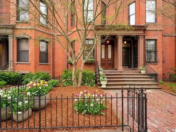 381 Beacon St, Boston, MA 02116