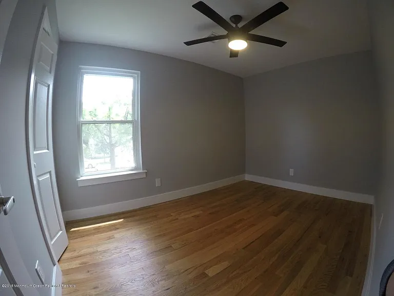 517 Asbury Ave #C — Photo 15