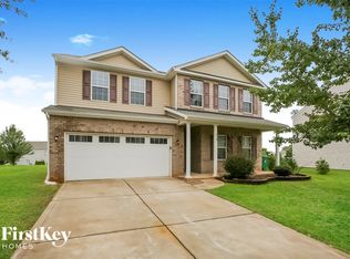 8707 Gray Willow Rd, Charlotte, NC 28227