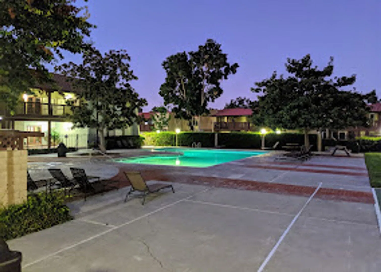 Coming Soon ! Completely Remodeled 2 Bedroom in Macarthur Village ~ Gated Community ~ Ground Floo... — Photo 4