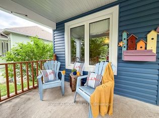 114 College Ave N, Sarnia, ON N7T 6A9